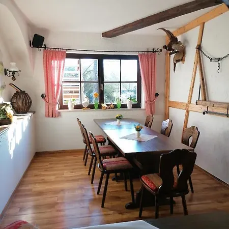 Landgasthof Plohnbachtal Ug ホテル 3*